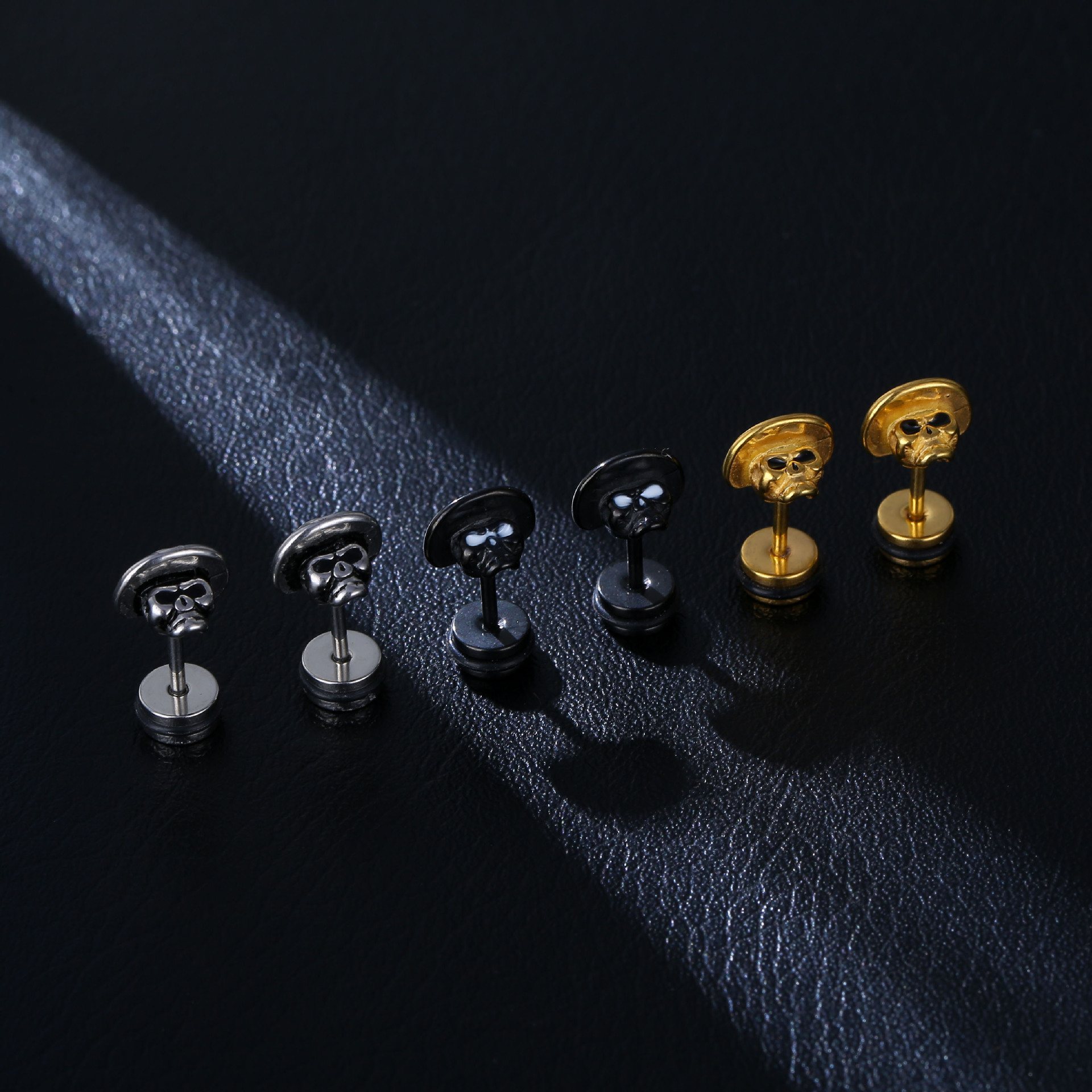 外贸精品316L骷髅头草帽不锈钢耳环个性嘻哈铸造鬼头潮男耳钉耳饰