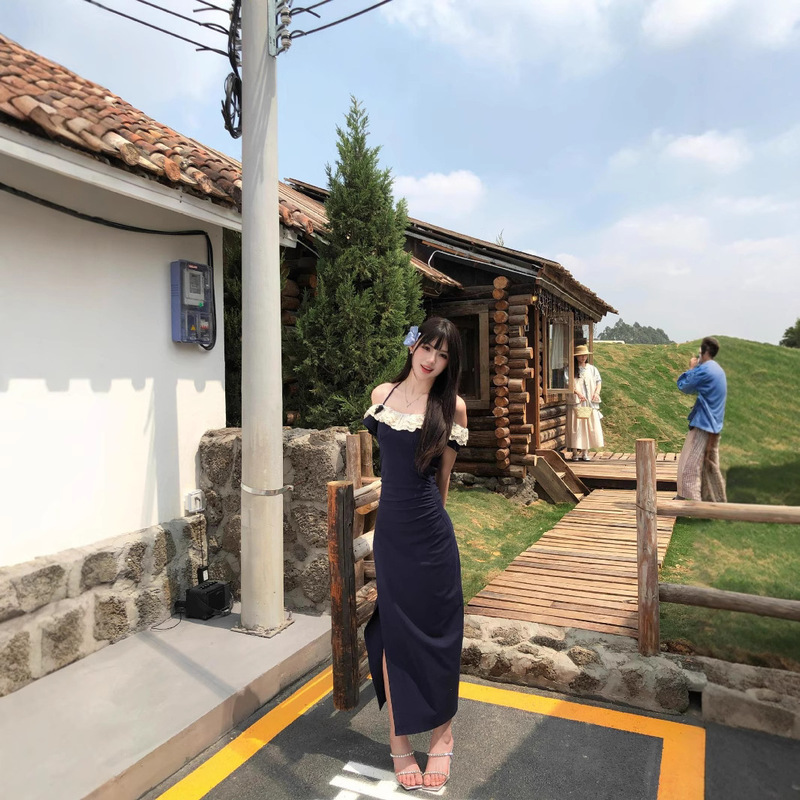 French-Style Small Flutter Sleeve Off-Shoulder Dress for Women, Summer 2025 New Unique and Pretty Cinched Waist Long Dress for Petite Figures