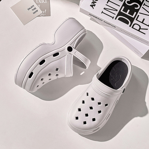 EVA Slip-on Shoes with Holes for Summer, Heel-lifted, Cap-toe, DIY Accessory, Cool Sandals for Outdoor Wear, Cute TEMU Shoes with Floral Patterns