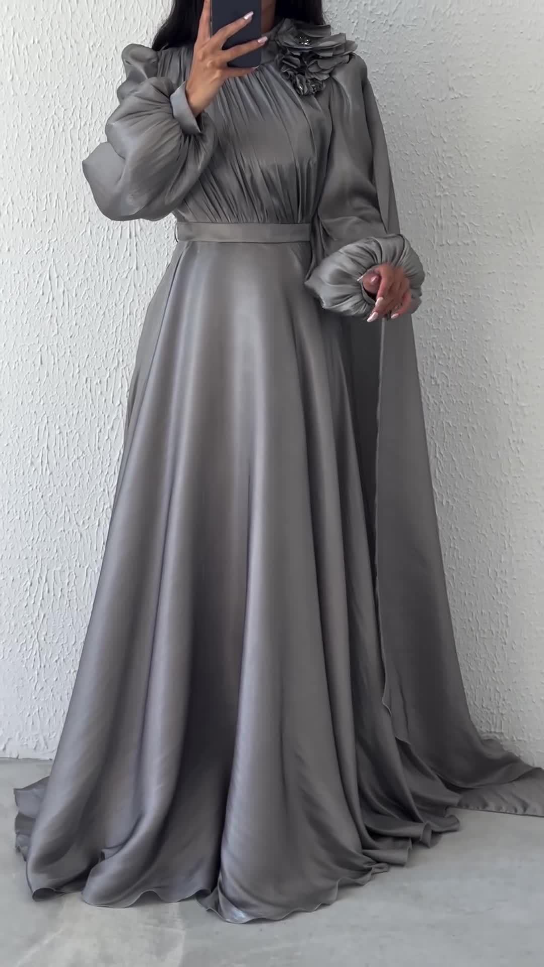 Elegant Women's Long Dress With Irregular Shawl For Evening Wear_voghion.com