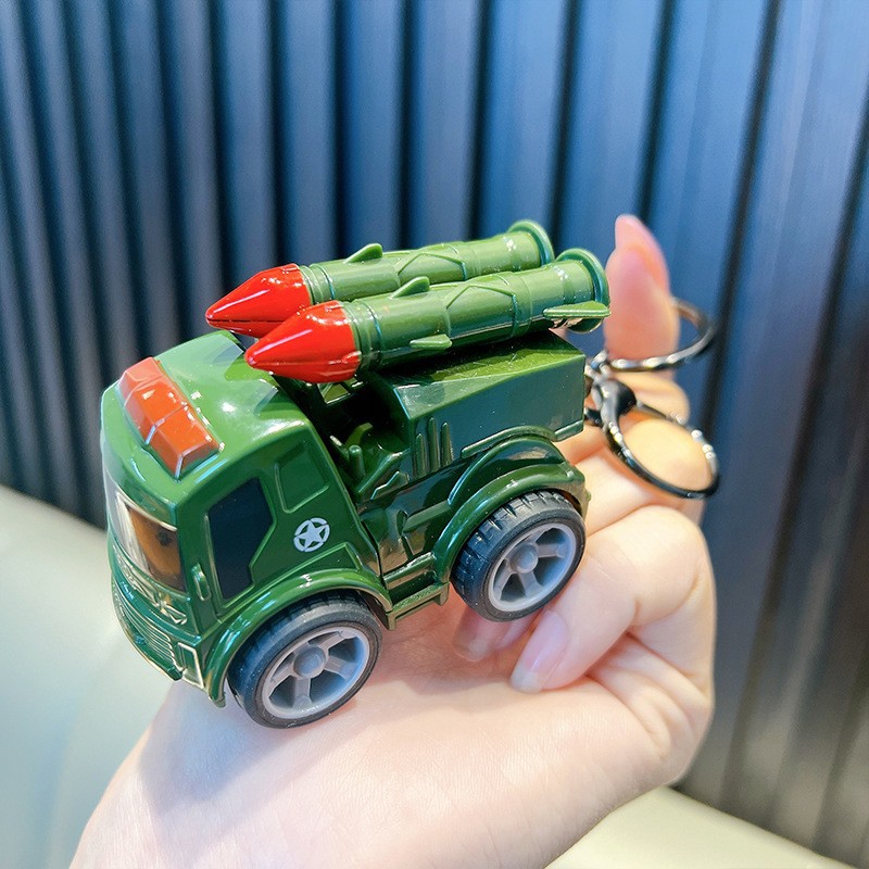 Aleación combinación Jeep Tire hacia atrás modelo de coche llavero bicicleta colgante creativo motocicleta bolsa llavero