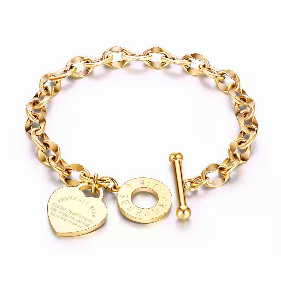 Nueva pulsera de acero de titanio estilo INS con diseño de nicho para mujer, pulsera con hebilla OT en forma de corazón, pulsera de acero inoxidable con forma de corazón, joyería de lujo ligero.