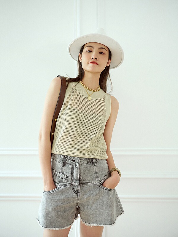 French Retro Light Mature Three-dimensional Sleeveless Hollow Vest Top Women's Summer Thin Knitted Ice Silk Sling Outer Wear