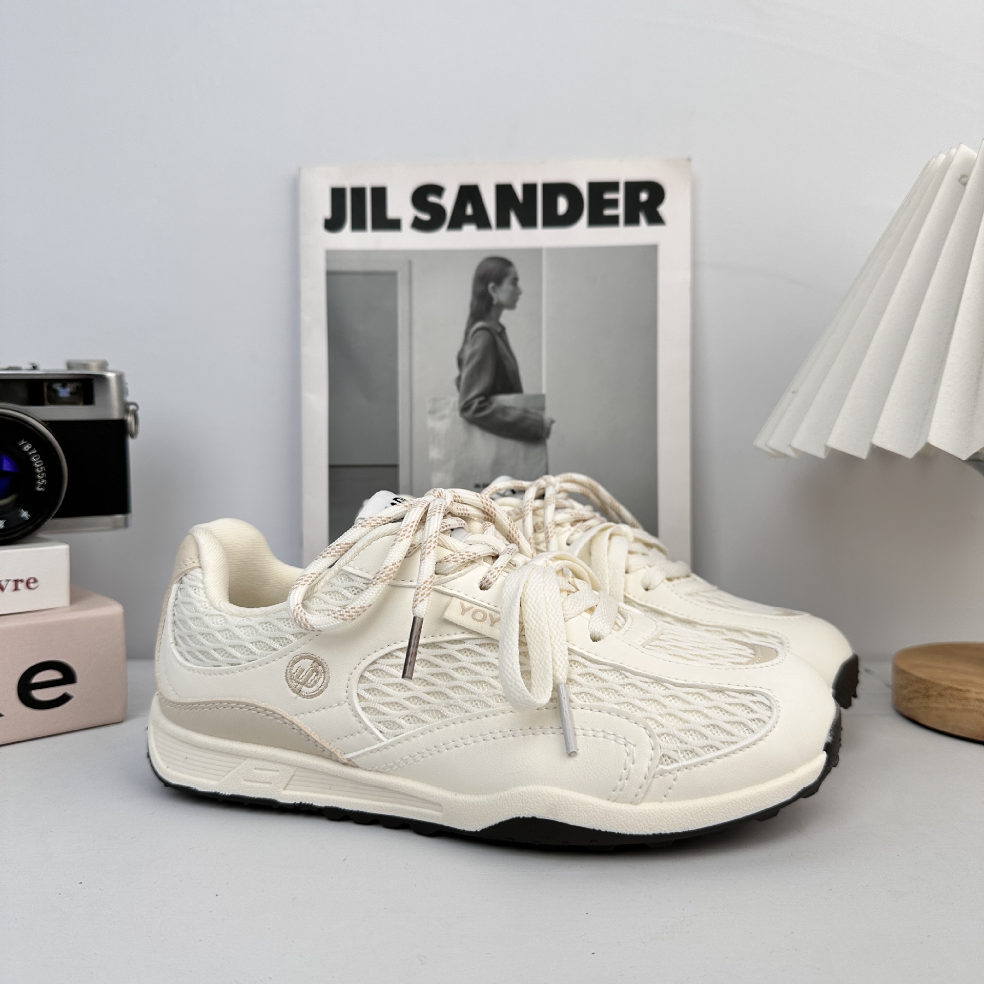 Yuanbo zapatos de verano de malla para mujeres zapatos deportivos de malla transpirables para niños 2025 nuevos zapatos casuales de estilo universal