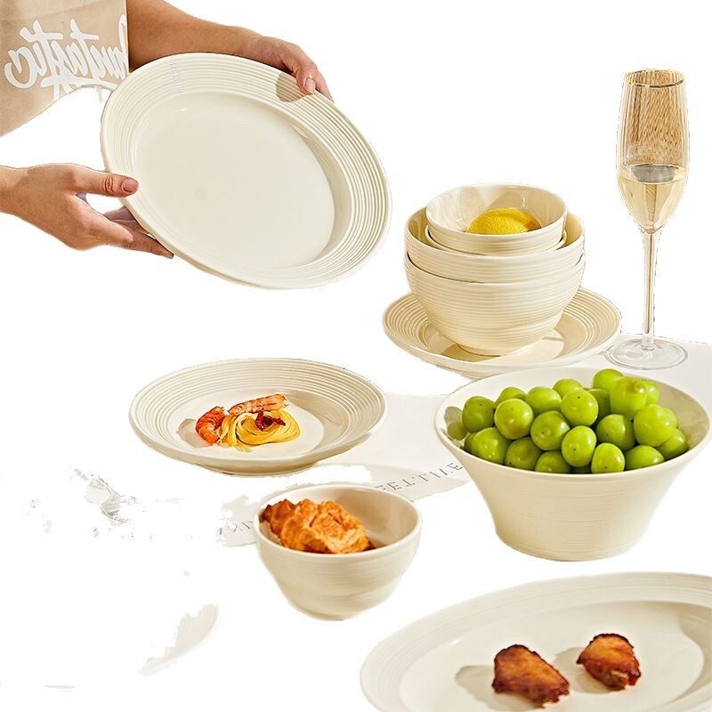 シンプルな釉下クリーム風ボウル家庭用2024食器セット家庭用陶器食器ボウルとプレートセット高価値|undefined