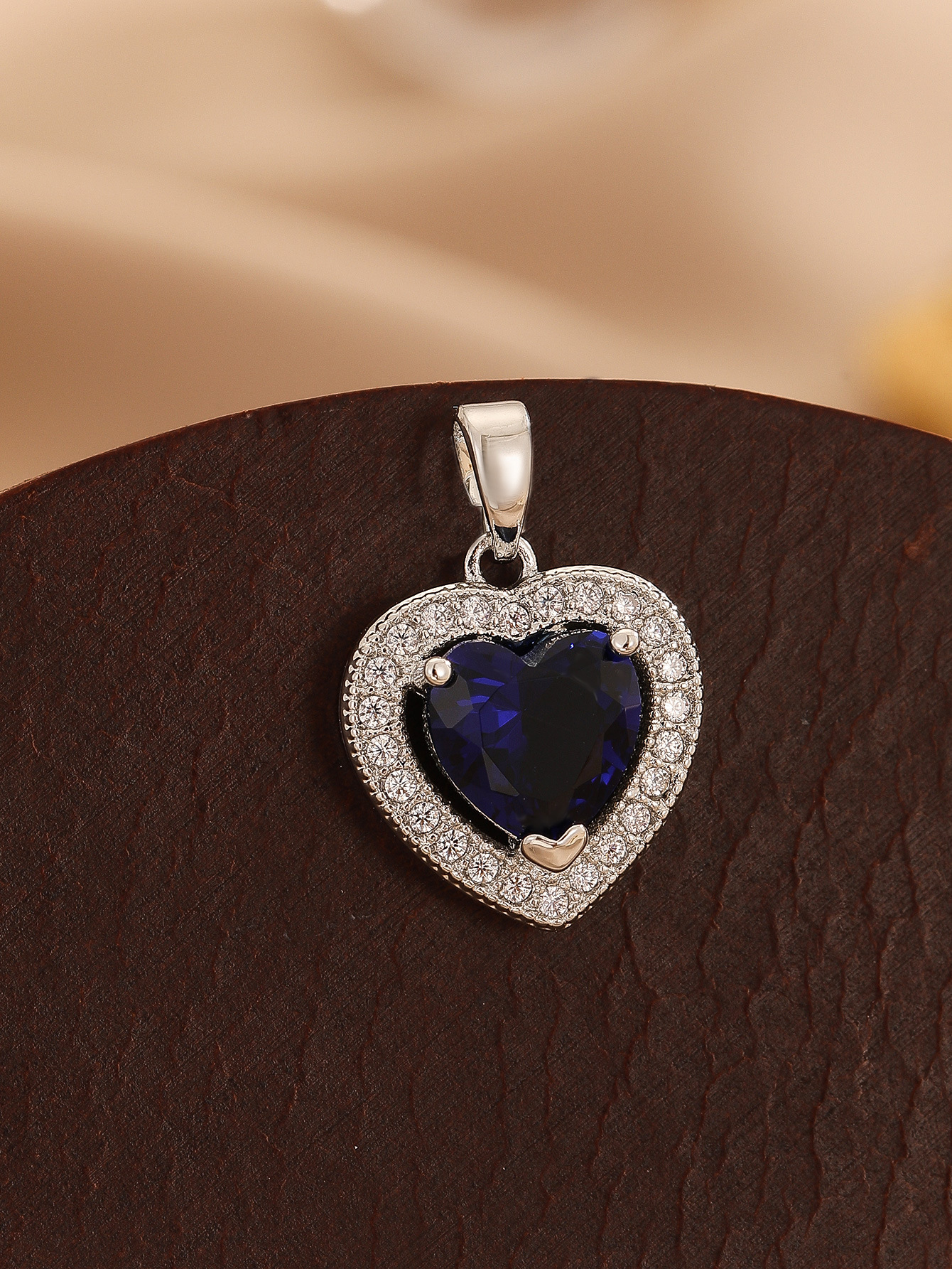 6g Weight Pendant Jewelry Making Type Zircon Inlay Material DIY Jewelry Accessories Classification 1 Piece Quantity Copper Material Heart Shape Pattern Inlay Design Simple Style, Classic Style Style 1 Piece Copper Zircon Heart Shape Pendant 8