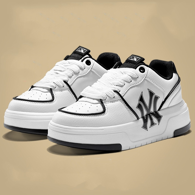 2026 Fashionable Versatile Low-Top Casual Shoes for Students, Trendy White Shoes for Couples, Popular Thick-Soled Men's Shoes