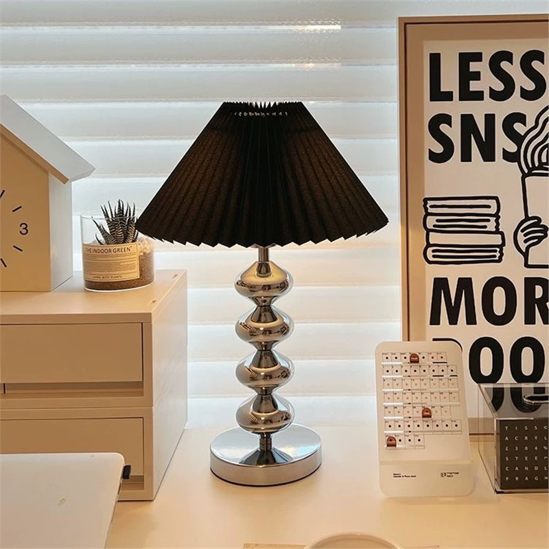 Atmospheric modern and minimalistic nail decoration for bed, night light, table lamp, high-quality style