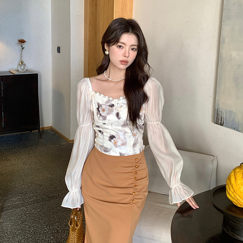[Clearance No Return] Xiuxi Spring French Bell Sleeve Square Neck Flesh-Covering Printed Long Sleeve Shirt for Women 9995