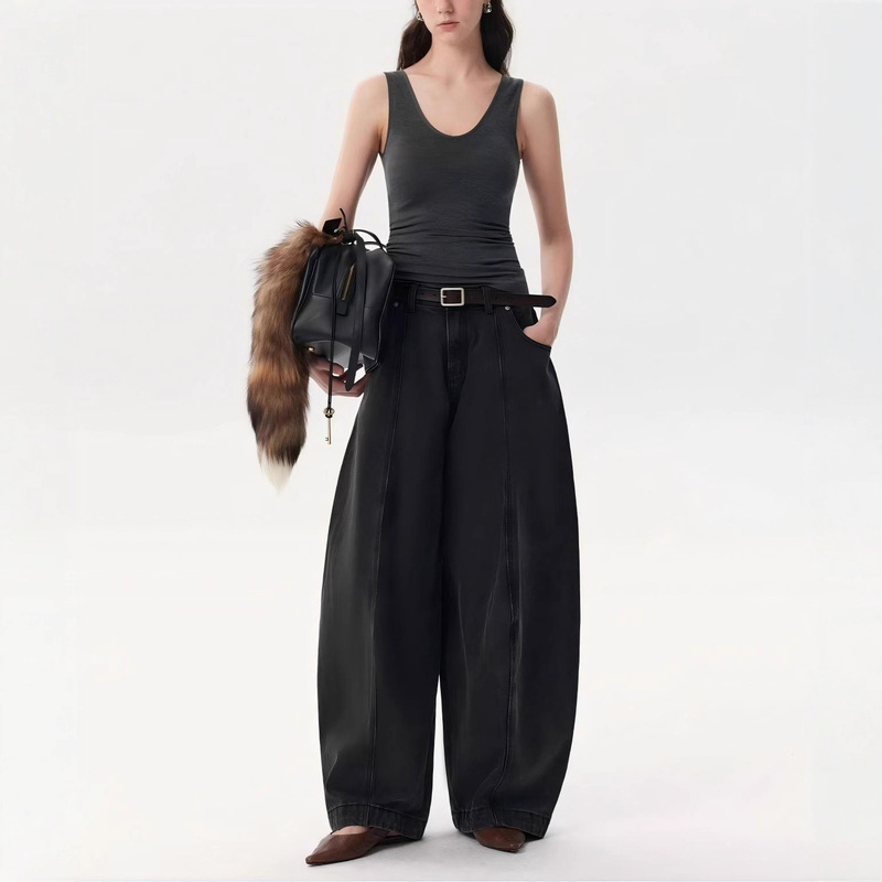 Vansiyu 2026 Spring/Summer Black Wide-Leg Jeans for Women, New Style with Pleated Waist, Three-Dimensional Silhouette, Draped Effect, Curved Cut Pants