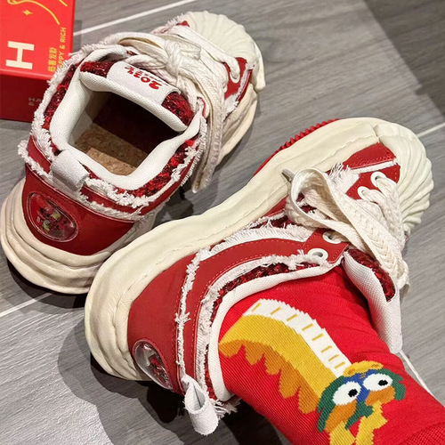 2024 Dragon Year New Year Red Streetwear Sneakers Thick Heel Height Platform Shoes for Men and Women, Same Style Couple Fashion Shoes