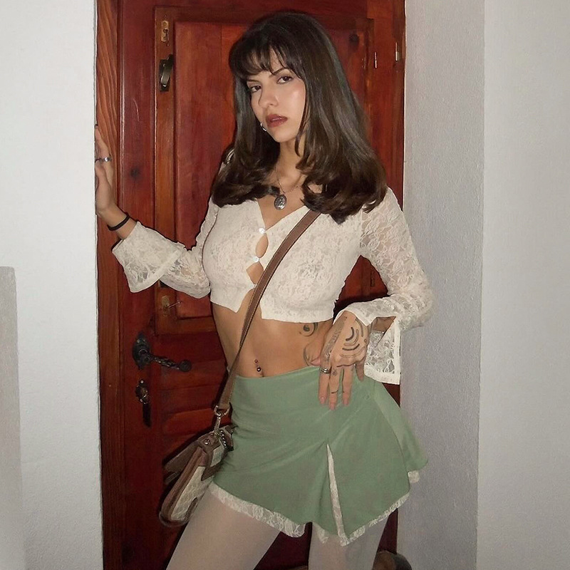 Fashionable retro lace design short summer skirt