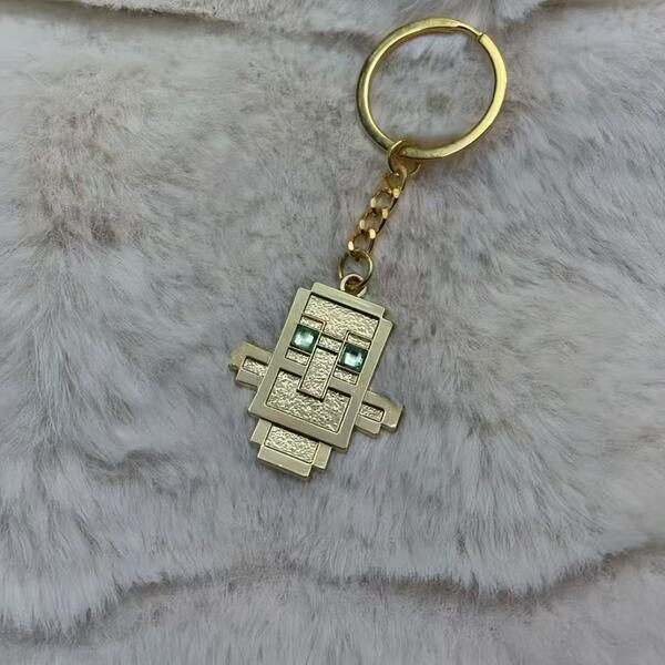 Minecraft Resurrection Undead Totem Keychain Pendant Metal Cyber…