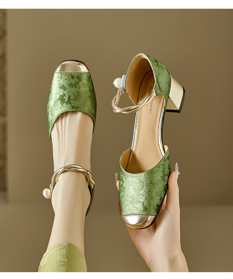 Sandal cao gót nữ bít mũi da bò phong cách Trung Hoa mới, quai ngang một dây, gót vuông ổn định — Màu xanh lá chi tiết 3