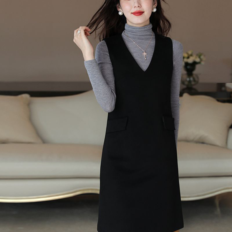 毛呢马甲背心裙女冬款2025显瘦中长款无袖V领连衣裙修身百搭休闲