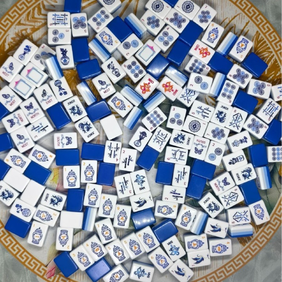 Cross-border American-style mahjong factory, acrylic four-layer wholesale mahjong, 32MM blue and white porcelain, traders