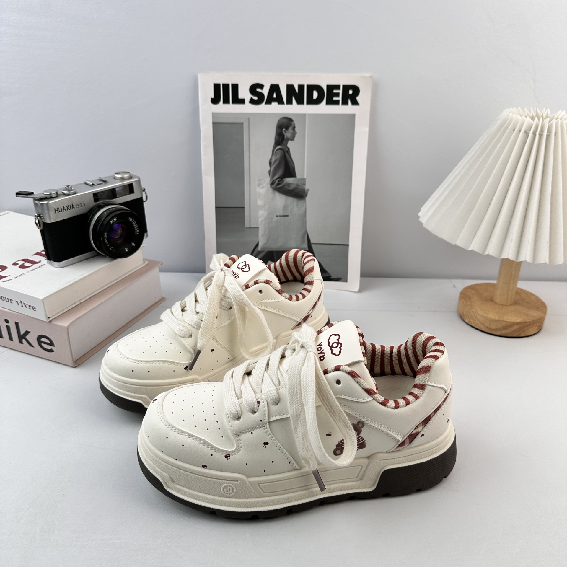 Yuanbo universal oso casual cachorro zapatos de lona para mujeres 2025 nuevos zapatos arco iris primavera y otoño zapatos de altura alta image 5