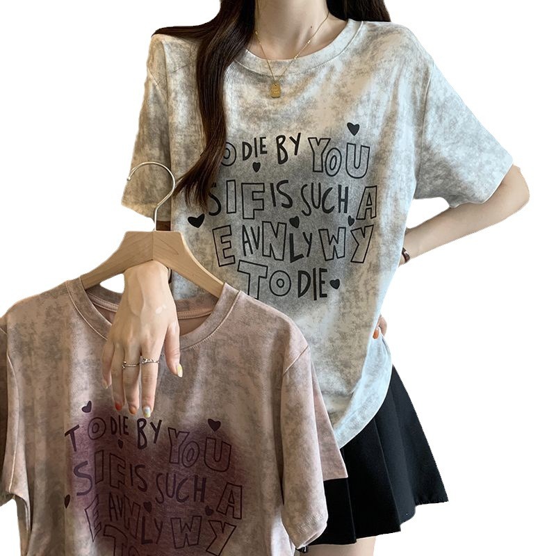 Camiseta de manga corta plisada con estampado de amor de talla grande para mujer 2024 verano nuevo estilo suelto y delgado top de mm para mujer