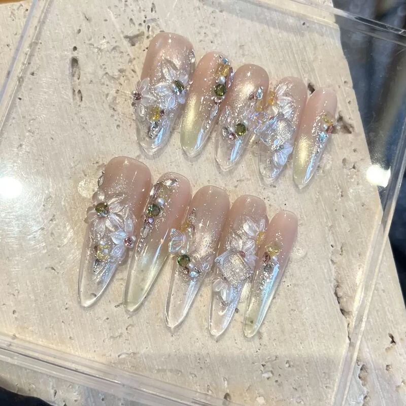 【Drunk in Flowers】Ice-Clear Crystal Cat's Eye Luxury Carved Handmade Wearable Nails, Spring and Summer Mid-Length Crystal Wearable Nails