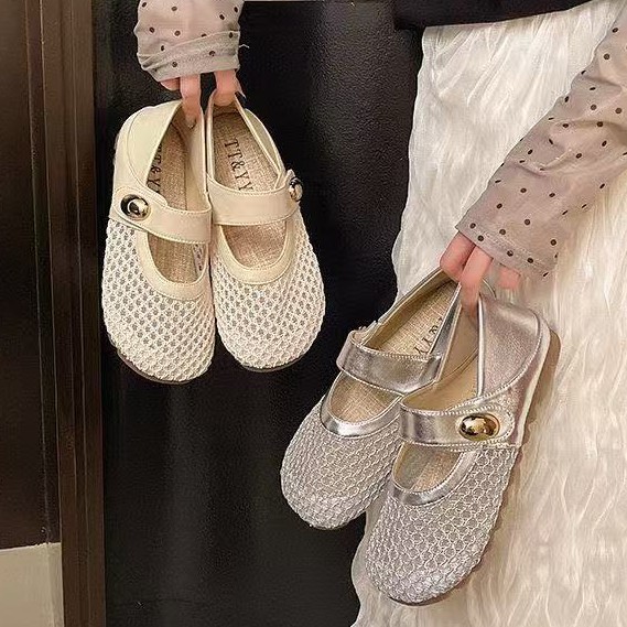 2026 nuevo hueco transpirable primavera y verano malla de tela de tela suave tejida poco profunda zapatos de moda de una sola pieza
