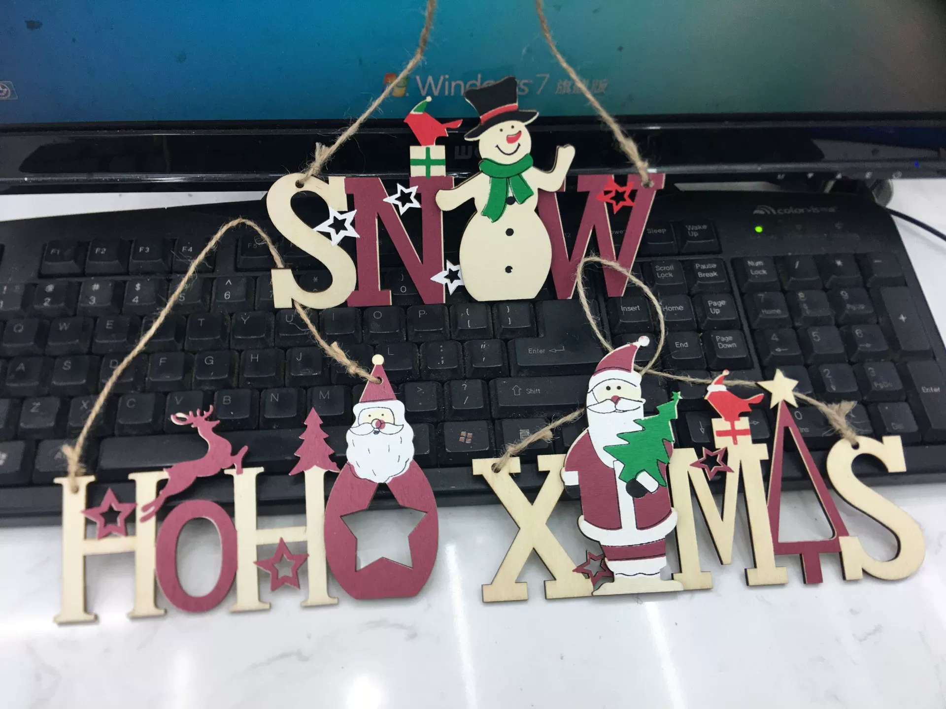 2021 новые рождественские украшения креативная красочная деревянная кукла костюм украшения Рождественская елка кулон оптом