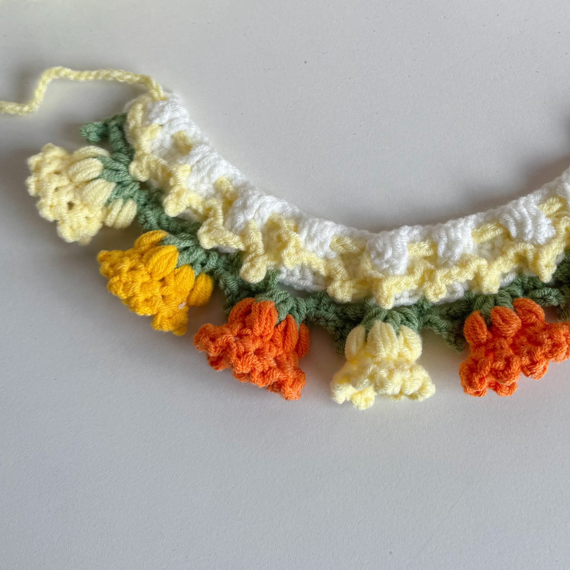 スプリングフィールドフラワーペットウールニット首輪猫唾液タオル蜂よだれかけ犬よだれかけかわいいドレスアップ