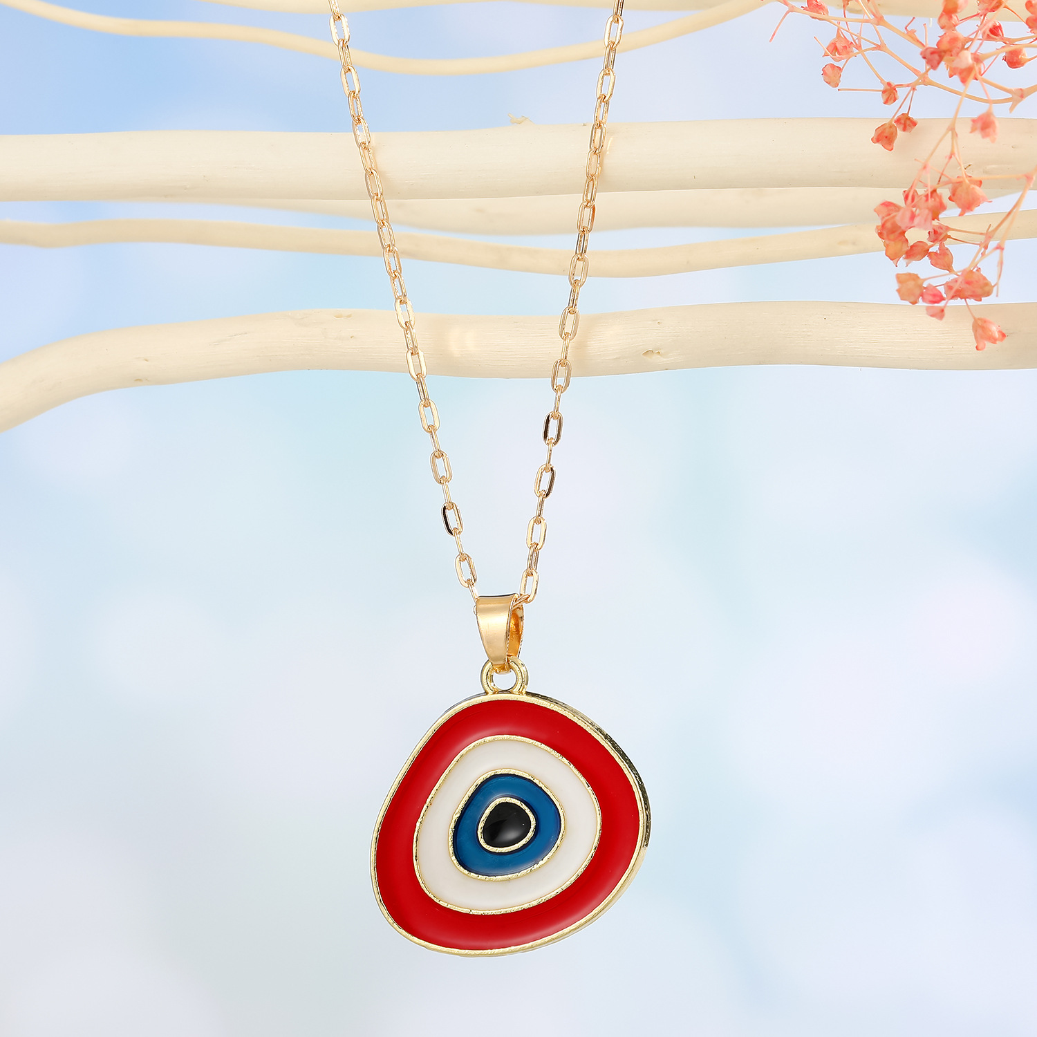 Fashion Demon Eye Pendant Necklace display picture 10