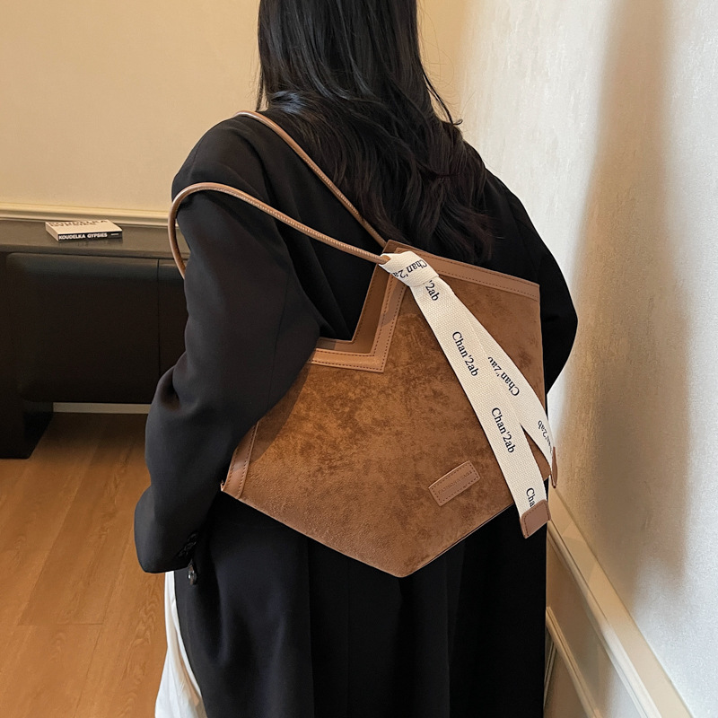 复古高级感女包包新款时尚百搭通勤单肩包小众设计美拉德托特包|undefined