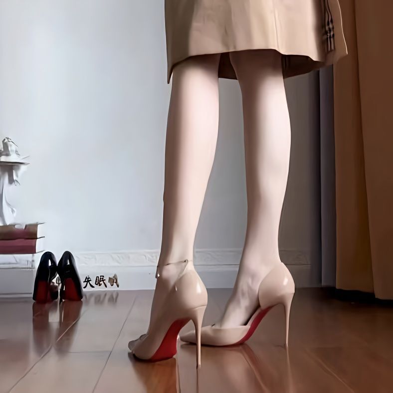 Daily Red-Soled Patent Leather High-Heeled Shoes for Women, 2025 Spring New Style, Commuter Pointed-Toe Shallow Mouth Elegant Sexy Stiletto Pumps Daily Red-Soled Patent Leather High-Heeled Shoes for Women, 2025 Spring New Style, Commuter Pointed-Toe Shallow Mouth Elegant Sexy Stiletto Pumps