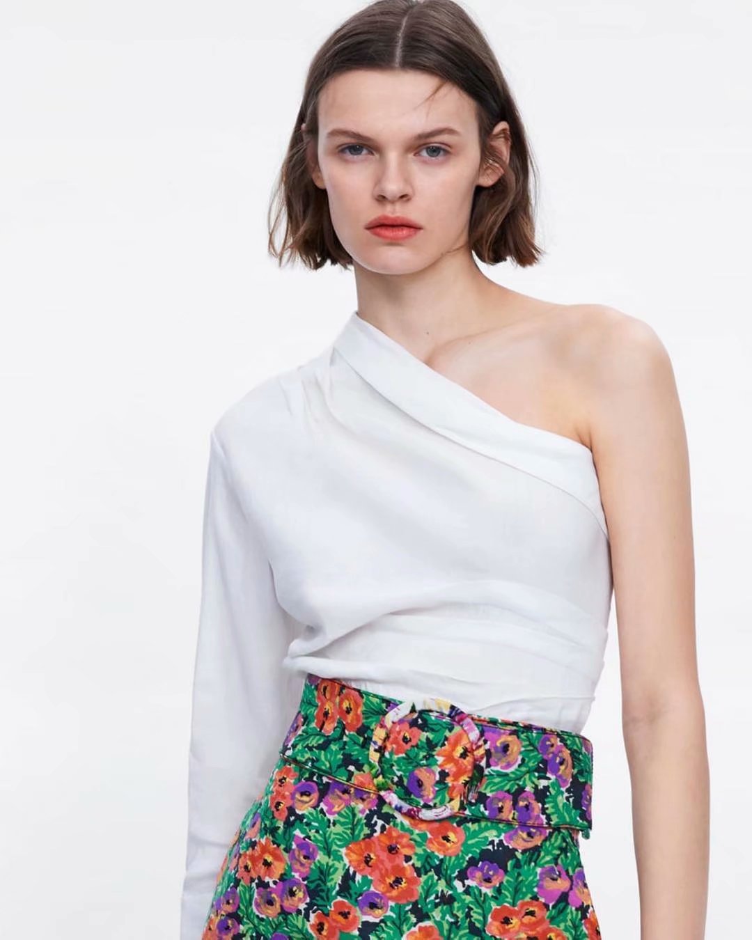 欧美za批发2021春白色单肩女式T恤上衣Y9-43179