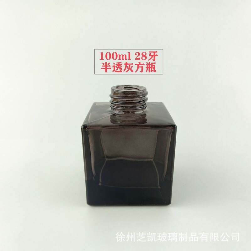 スポット卸売透明正方形アロマボトル無火アロマテラピーボトルハイエンドガラスボトルブラウンディフューザーボトル空ボトル|undefined