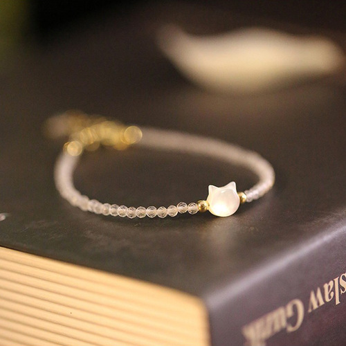 Face-cut White Crystal Shell Cat Bracelet for Women, Unique Design, Friend Bracelet, Sweet Feeling Mother-of-pearl Bracelet