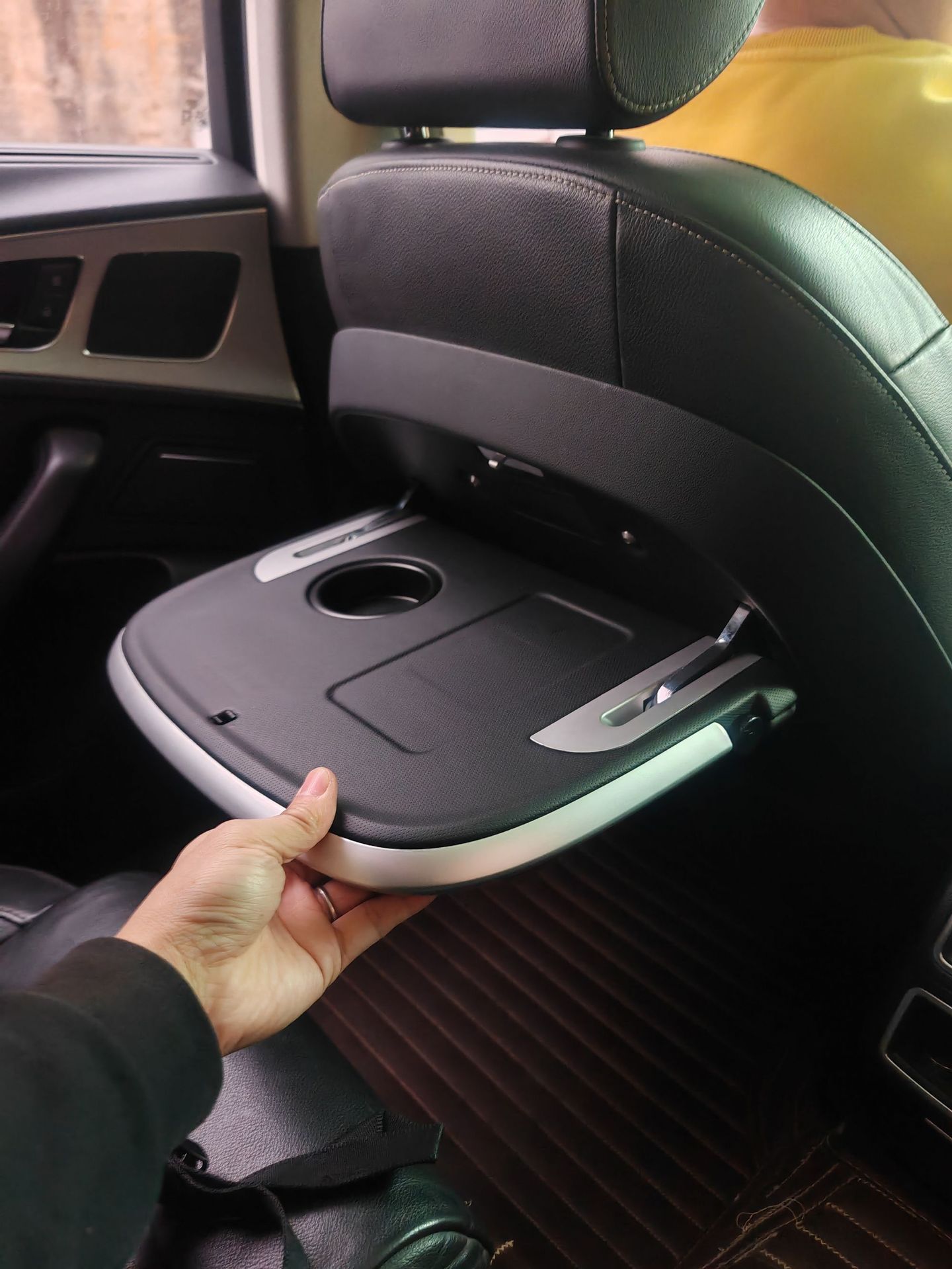 High-End Car Rear Seat Aviation Folding Table, Special Car-Specific Small Table Board, 2026 New Model Small Table Board