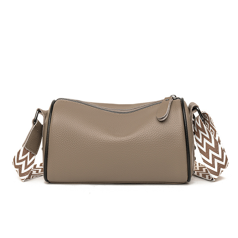 Cross-Border New Top Grain Cowhide Leather Bag For Women, Large Capacity Shoulder Crossbody Underarm Bag, Genuine Leather Studded Pillow Bag - Thumbnail 7