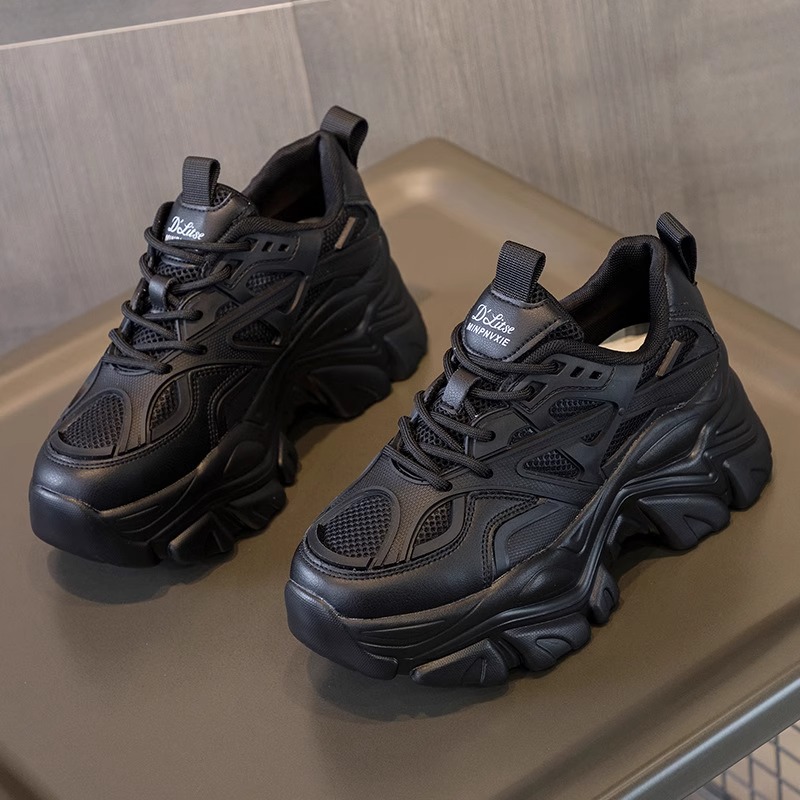 Zhao Lusi con el mismo zapato de alto valor de cara para mujeres 2025 primavera y otoño nuevos zapatos casuales deportivos con suela gruesa de malla universal