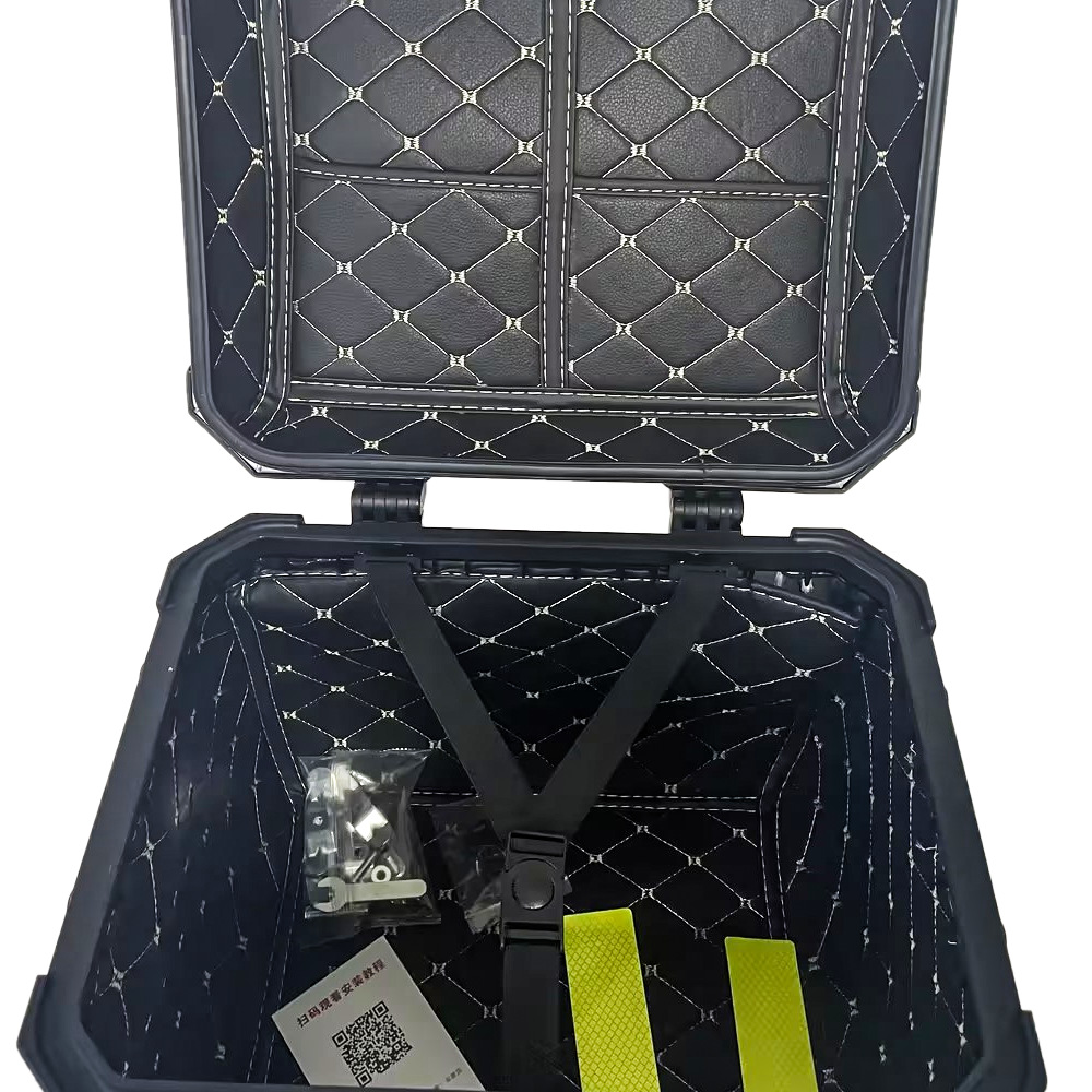 Customized 45L decalco de aluminio rojo maletero de aleación de aluminio desmontaje rápido fondo impermeable contra colisiones maletero de equipaje