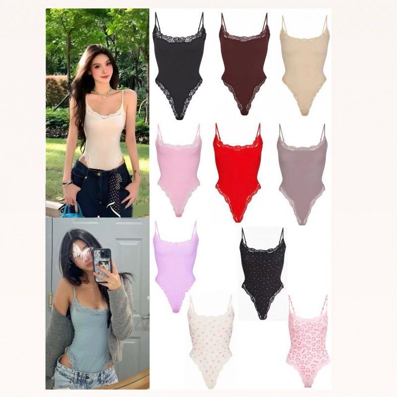 Skims Kardashian blogger's same style FITS EVERYBODY lace-trimmed camisole bodysuit