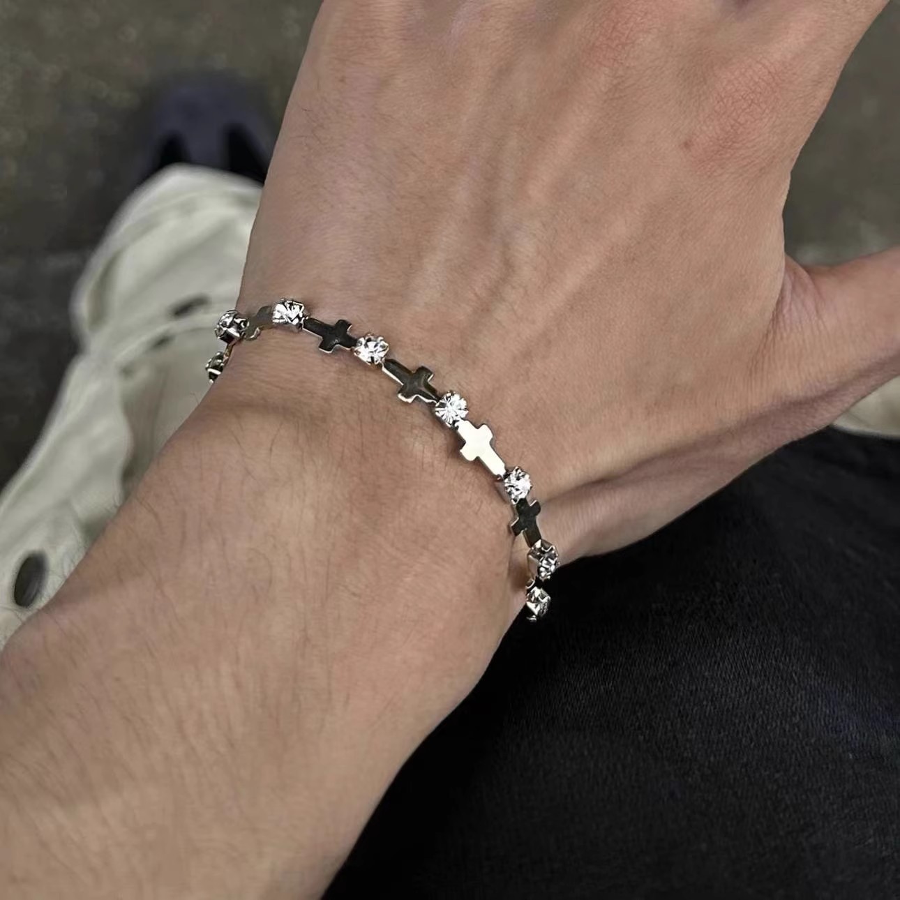 2025 New Cross Stitching Zircon Bracelet Simple Light Luxury High Sense Titanium Steel Adjustable Bracelet for Men