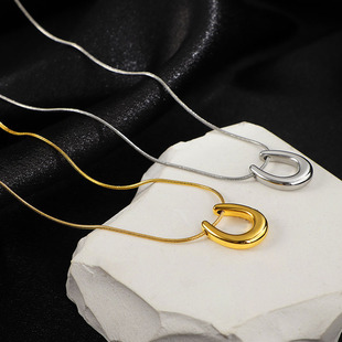 �W���r���䓲���ɫ�׺�u����Ůins�����߼�С���OӋ���i���