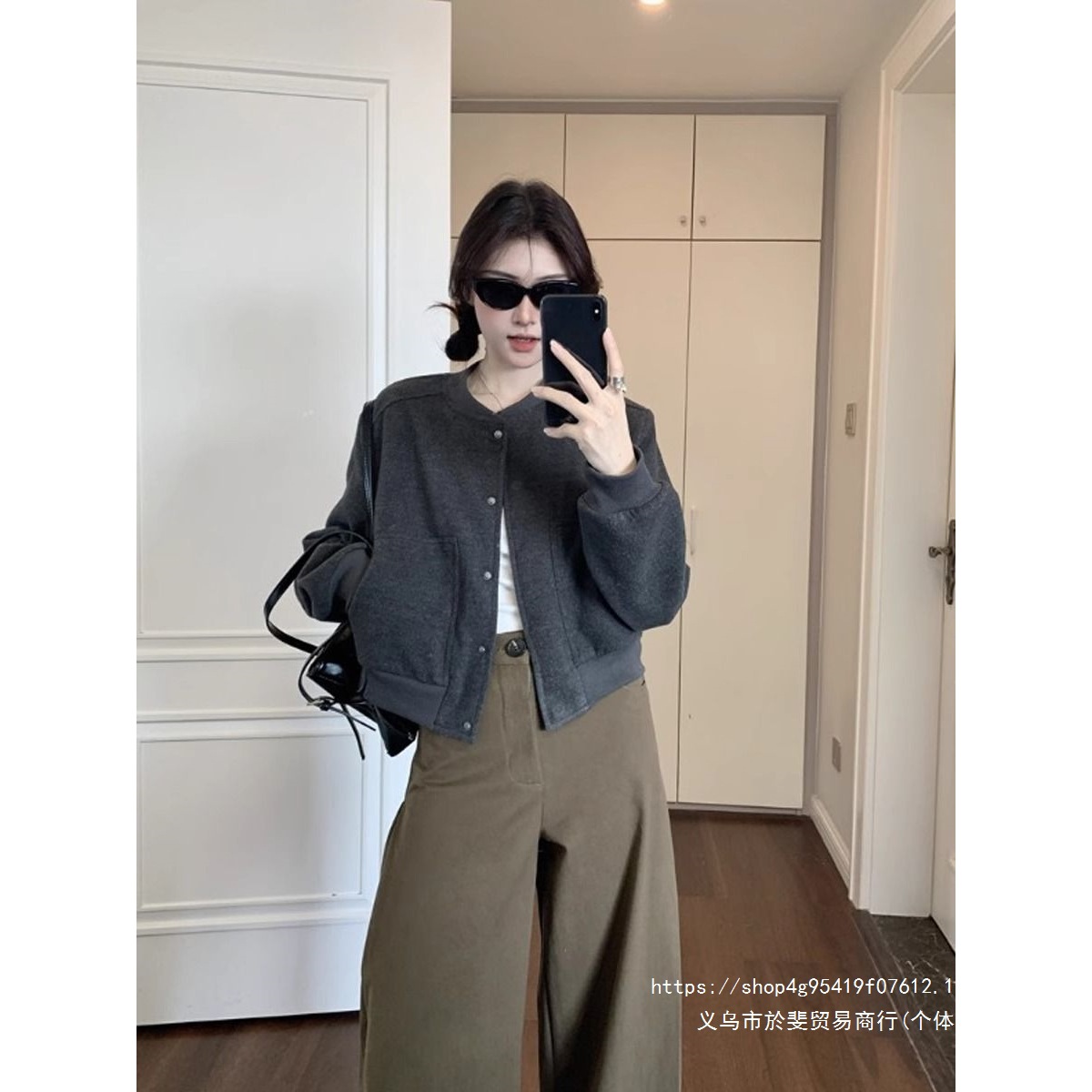 Retro khaki short baseball jacket for women, new autumn style, petite, loose fit, elegant long-sleeved top