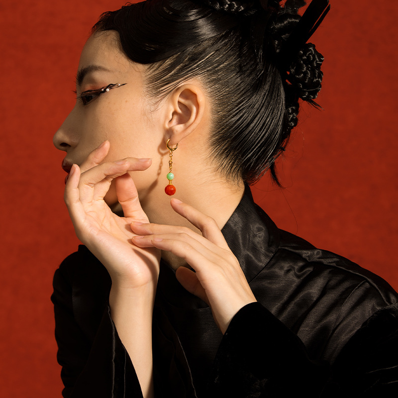 (2개) 재고 천연 몽골 풀 미트 사우스 레드 귀걸이 여성의 S  도금 18K 골드 옥 연꽃 귀걸이 공장