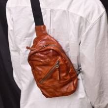 新品休闲男士真皮胸包大容量植鞣牛皮斜跨包头层真皮复古斜肩背包