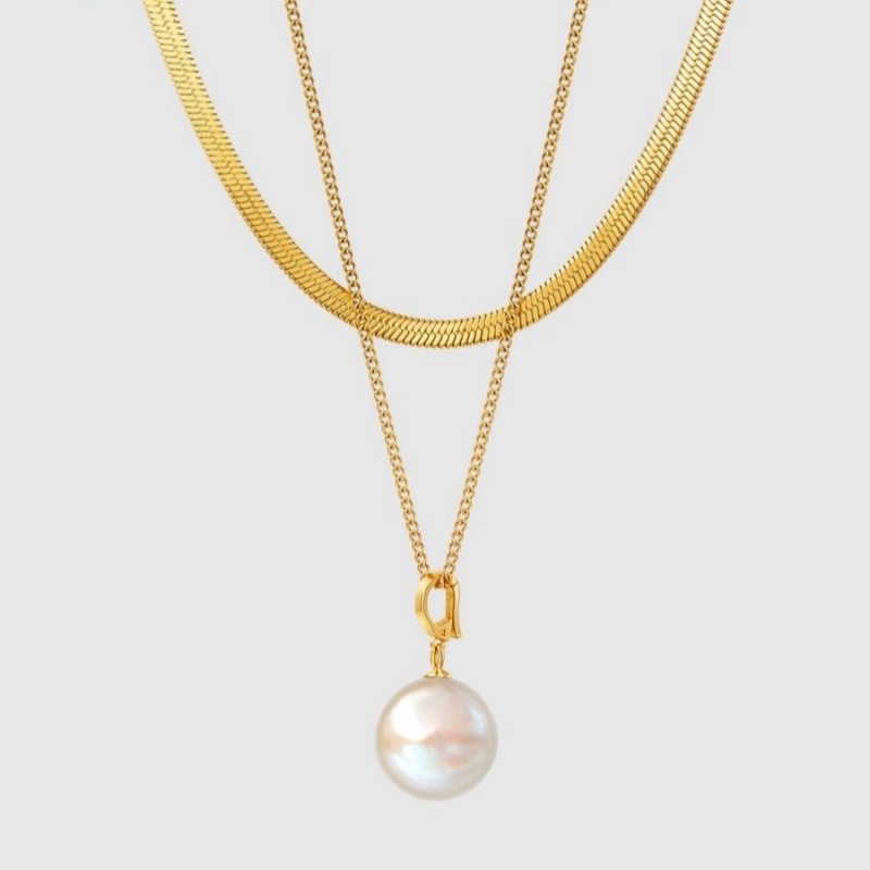 Colar feminino multicamadas em estilo barroco europeu e americano, banhado a ouro, com pérolas naturais em camada dupla._voghion.com