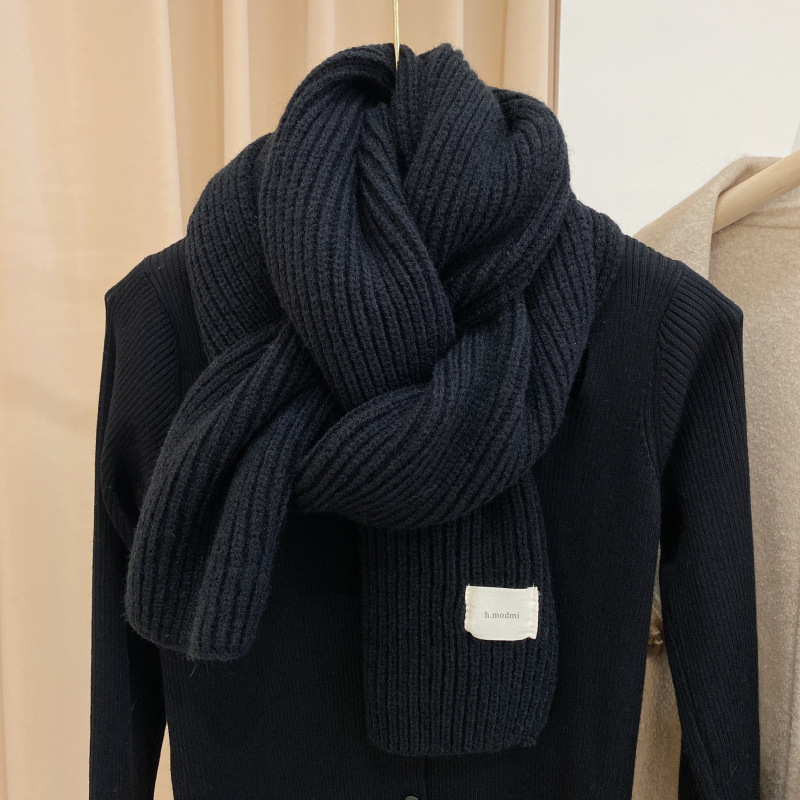 Solid color knitted [black]