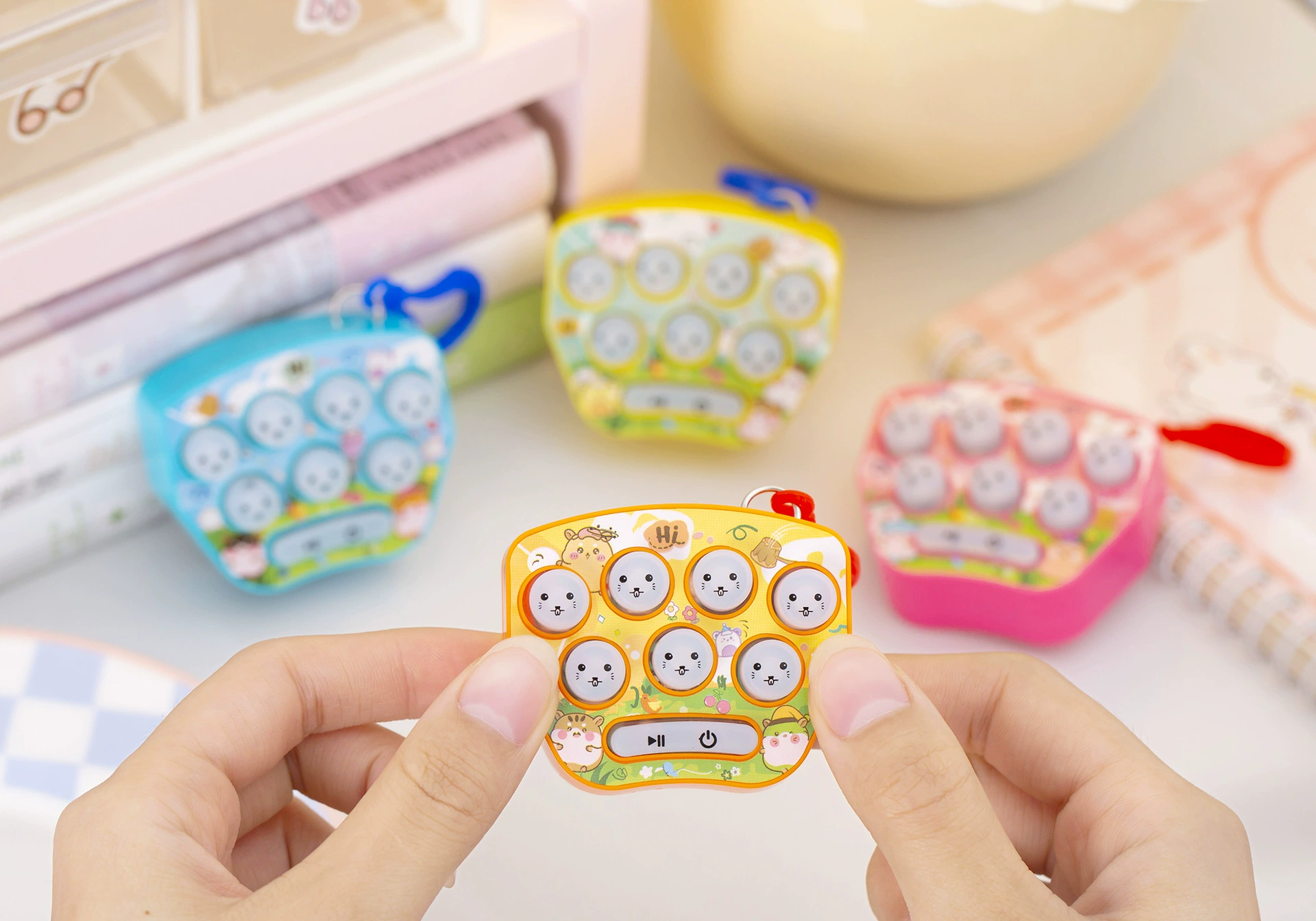 “小” игровая консоль анти-стресс "Gopher", игрушка с музыкой, легкий брелок с барабанами