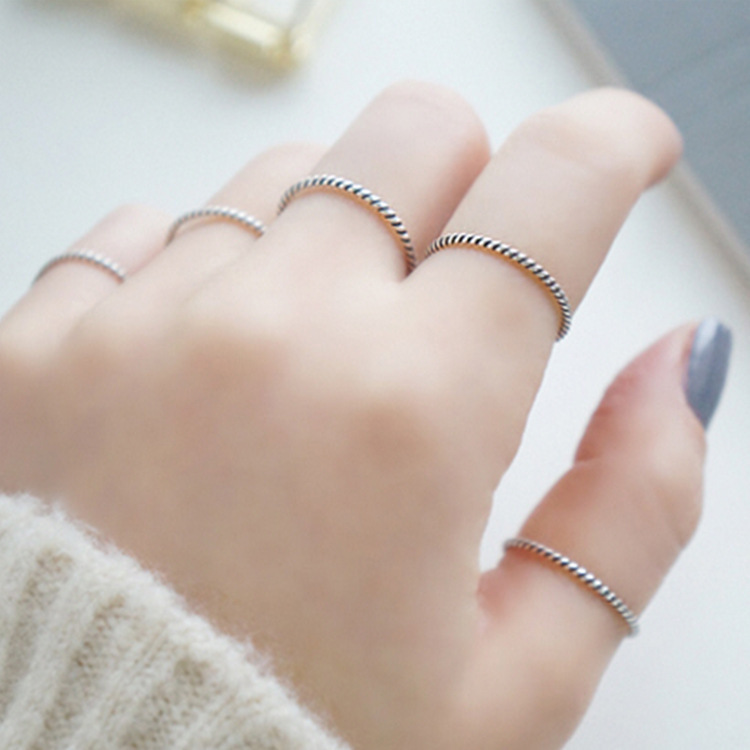 French Retro S925 Sterling Silver Twisted Ring For Women_voghion.com