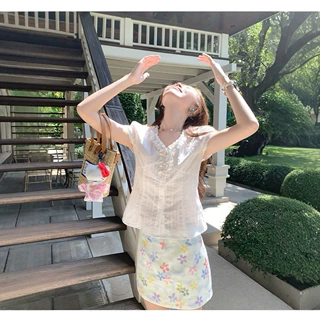 韩系甜美风荷叶边白色v领短袖衬衫女夏季新款纯欲风收腰简约上衣