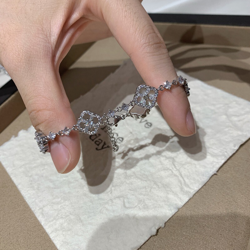 高级感贝母四叶草手链女幸运草手链轻奢小众四叶花手饰五花手链|undefined