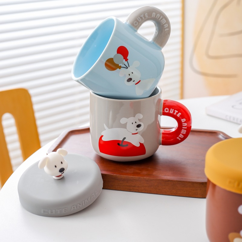 Tazas de agua de cerámica de dibujos animados creativos tazas de agua con tazas de café lindas tazas de regalo de cumpleaños para niños