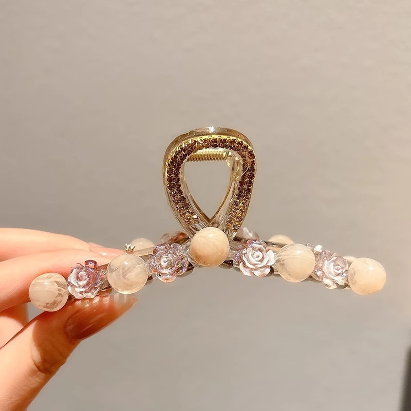 Retro francés gran clip de agarre mujer 2025 nuevo clip de tiburón de alta gama clip de cabello cabeza trasera clip de cabello tocado